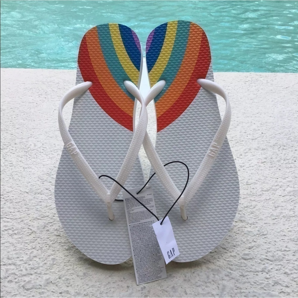 Gap Rainbow Heart Women Flip Flops SZ 10 White Beach Cruise Vacay Sandals NEW - Picture 4 of 12